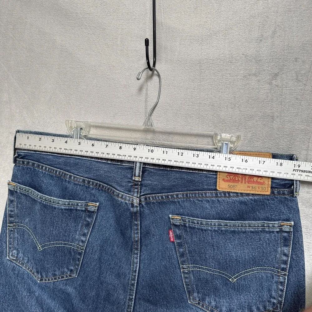 Levis levis 505